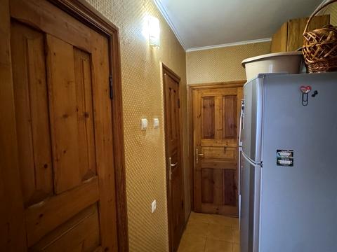 квартира за адресою Анни Ахматової вул., 6