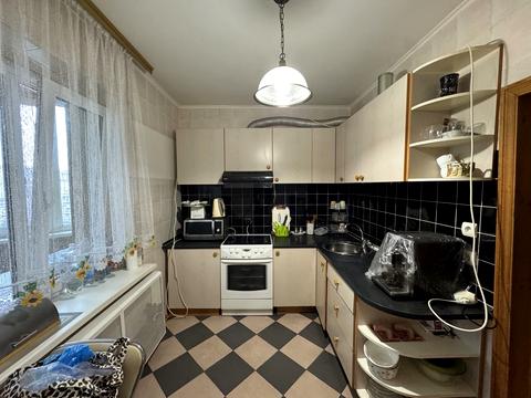 квартира за адресою Анни Ахматової вул., 6