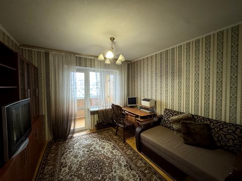 квартира за адресою Анни Ахматової вул., 6