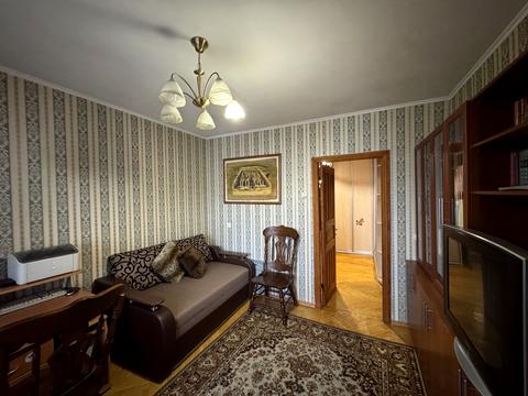 квартира за адресою Анни Ахматової вул., 6