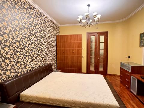 квартира за адресою Київ, Інститутська вул., 18