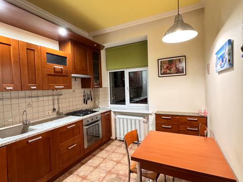 квартира за адресою Київ, Інститутська вул., 18