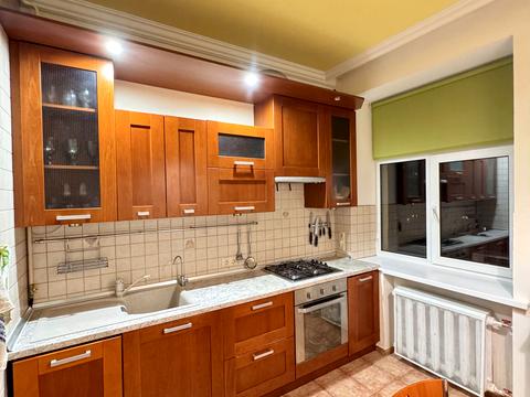 квартира за адресою Київ, Інститутська вул., 18