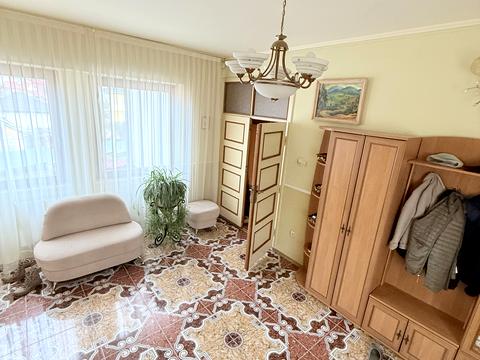 дом по адресу Лозовая ул.