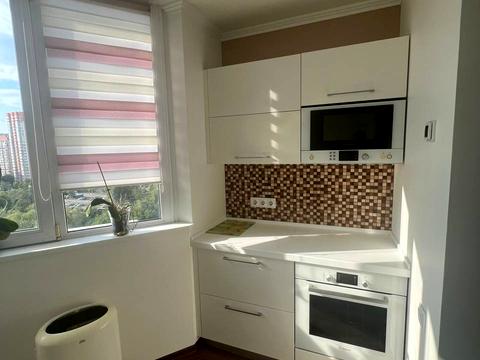 квартира по адресу Драгоманова ул., 12-А