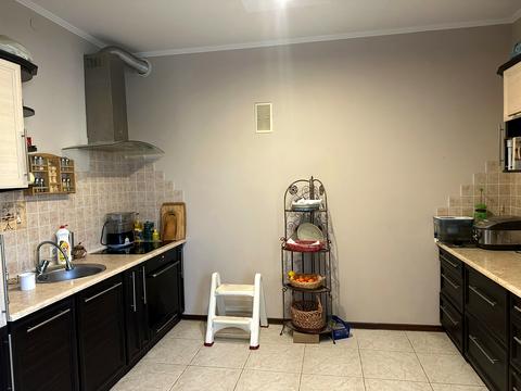 квартира за адресою Академіка Андрія Сахарова вул., 82