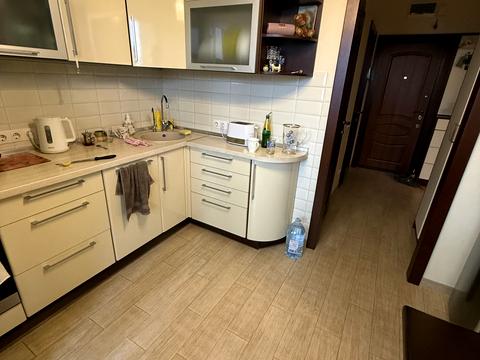 квартира по адресу Ревуцкого ул., 17