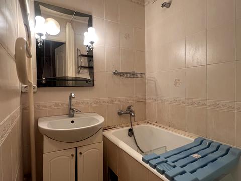 квартира за адресою Озерна вул., 12