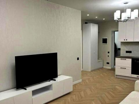 квартира за адресою Дніпровська набережна вул., 15-К