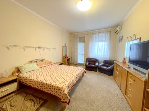 квартира за адресою Євгена Коновальця вул. (Щорса), 36-Б