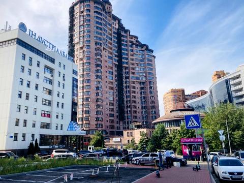 квартира за адресою Євгена Коновальця вул. (Щорса), 36-Б