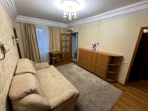 квартира за адресою Оріхуватська вул., 8к2