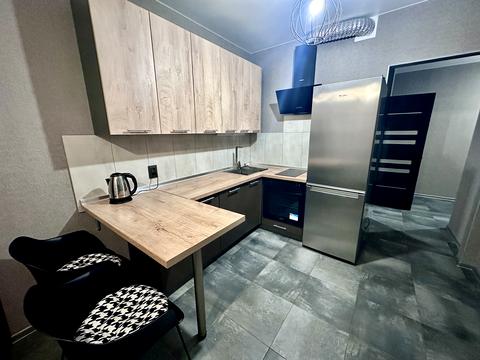 квартира за адресою Дніпровська набережна вул., 17-К