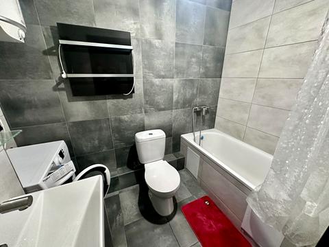 квартира за адресою Дніпровська набережна вул., 17-К