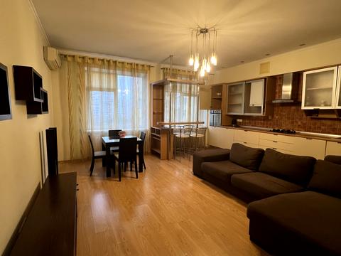 квартира за адресою Паркова вул., 48