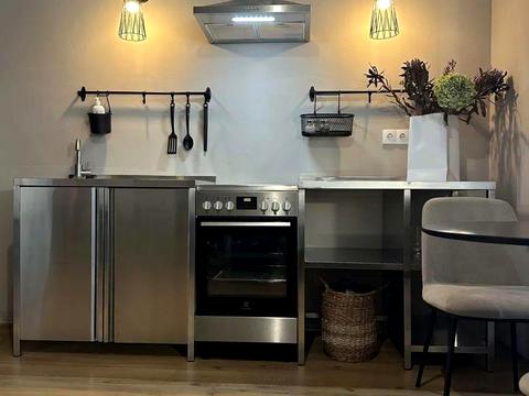 квартира за адресою Дніпровська набережна вул., 18-Б