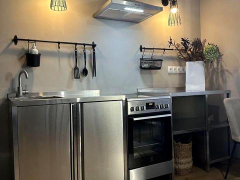 квартира за адресою Дніпровська набережна вул., 18-Б