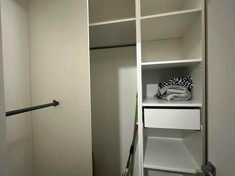 квартира за адресою Дніпровська набережна вул., 18-Б