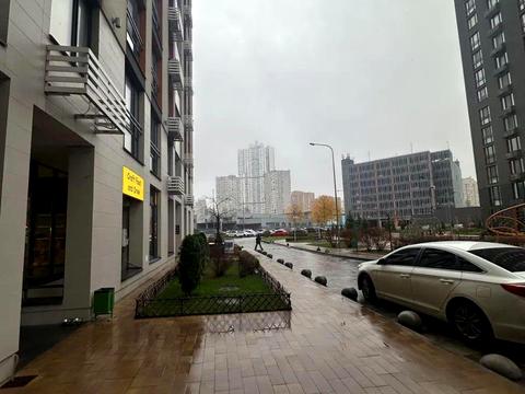 квартира за адресою Дніпровська набережна вул., 18-Б