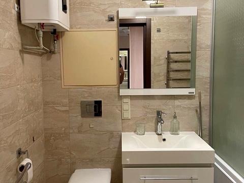 квартира за адресою Раїси Окіпної вул., 10-Б