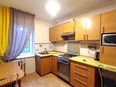 квартира за адресою Автозаводська вул., 7а