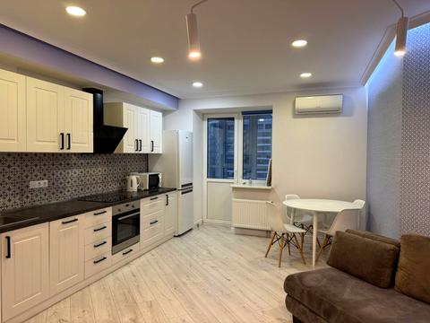 квартира за адресою Патріарха Мстислава Скрипника вул., 48-А