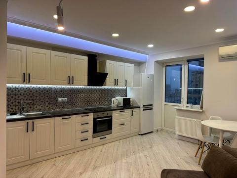 квартира за адресою Патріарха Мстислава Скрипника вул., 48-А