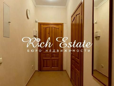 комерційна за адресою Богдана Хмельницького вул., 47