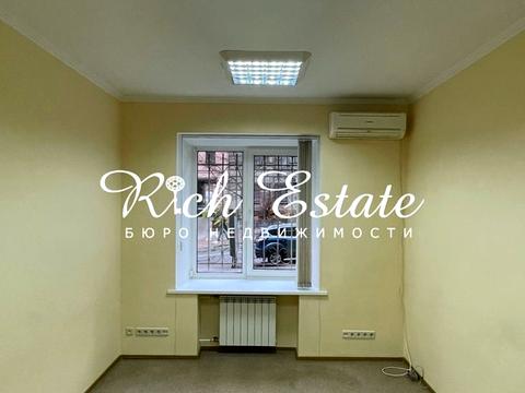 комерційна за адресою Богдана Хмельницького вул., 47