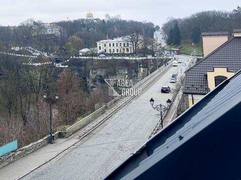 квартира за адресою Зарванська вул., 7