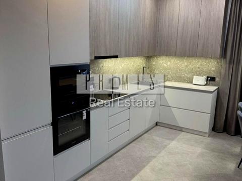 будинок за адресою Квітнева