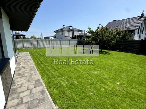 будинок за адресою Квітнева