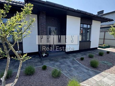 будинок за адресою Квітнева