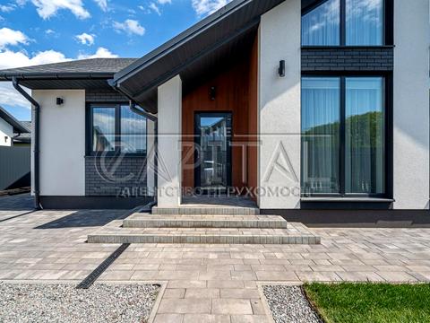 будинок за адресою с. Крюківщина, Привітна