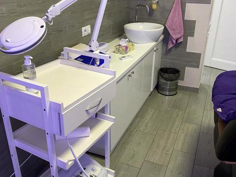 комерційна за адресою Київ, Богатирська вул., 2