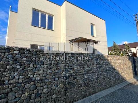 будинок за адресою Богатирська вул.