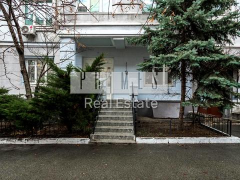 комерційна за адресою Дарвіна вул., 5