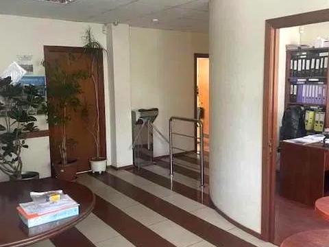 комерційна за адресою Якуба Коласа вул., 15