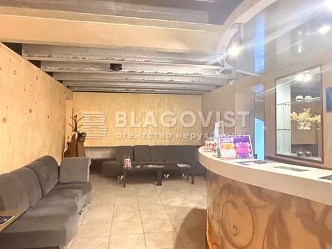 комерційна за адресою Архітектора Городецького вул., 11