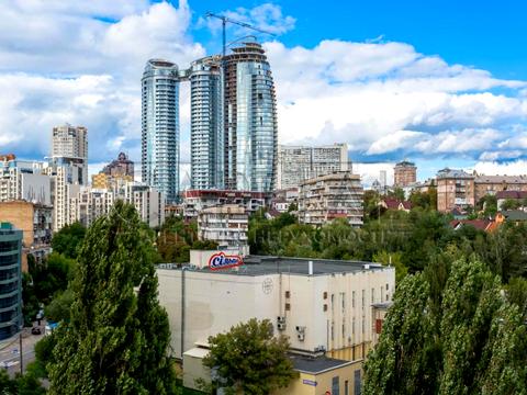 квартира за адресою Джона Маккейна вул. (Івана Кудрі), 7