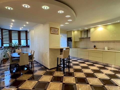 квартира за адресою Відпочинку вул., 10