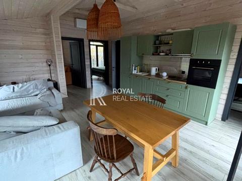 дом по адресу центральна, 5