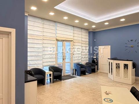 комерційна за адресою Юрія Шумського вул., 11-А