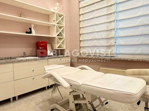 комерційна за адресою Юрія Шумського вул., 11-А