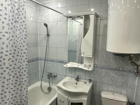 квартира за адресою Євгена Плужника вул., 3