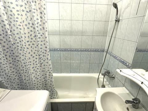 квартира за адресою Євгена Плужника вул., 3