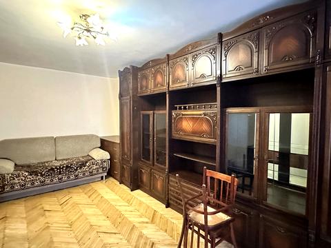 квартира за адресою Євгена Плужника вул., 3