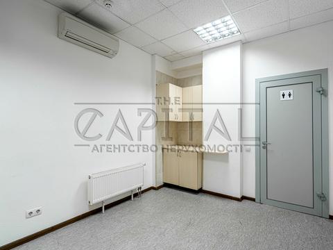 комерційна за адресою Олекси Тихого вул. (Виборзька), 22-А