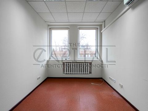 комерційна за адресою Олекси Тихого вул. (Виборзька), 22-А