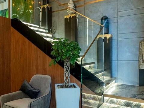 комерційна за адресою Голосіївський просп. (40-річчя Жовтня), 60